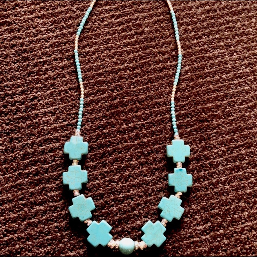 Beautiful Turquoise and Silver Beaded Necklace
